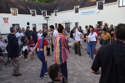 Agrandir l'image 7 sur 8, fenêtre modale