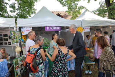 Agrandir l'image 2 sur 12, fenêtre modale