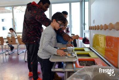 Agrandir l'image 2 sur 2, fenêtre modale