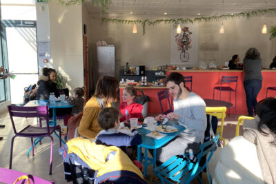 Agrandir l'image 2 sur 2, fenêtre modale