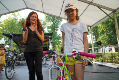 Agrandir l'image 4 sur 20, fenêtre modale