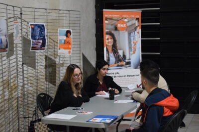 Agrandir l'image 2 sur 3, fenêtre modale