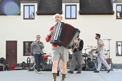 Agrandir l'image 4 sur 14, fenêtre modale