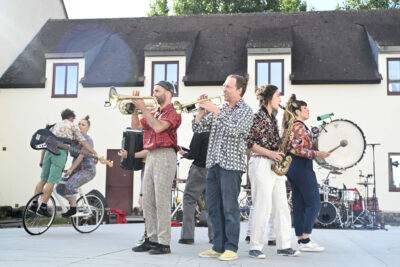 Agrandir l'image 13 sur 14, fenêtre modale