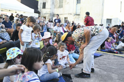 Agrandir l'image 10 sur 14, fenêtre modale