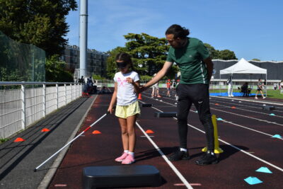 Agrandir l'image 2 sur 15, fenêtre modale