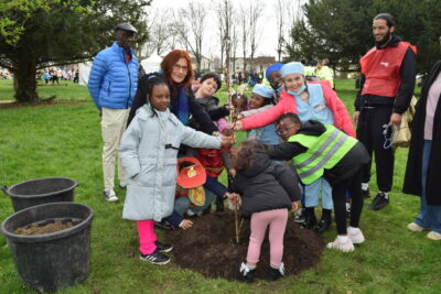 Agrandir l'image 2 sur 3, fenêtre modale