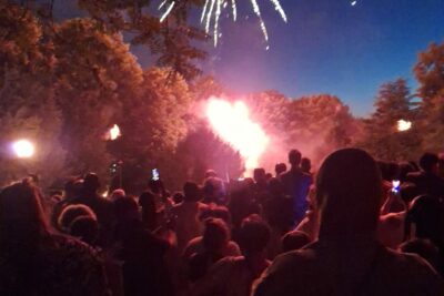 Agrandir l'image 3 sur 25, fenêtre modale