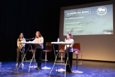 Agrandir l'image 2 sur 14, fenêtre modale