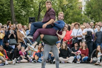 Agrandir l'image 1 sur 18, fenêtre modale