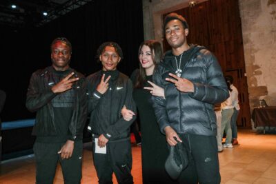 Agrandir l'image 14 sur 17, fenêtre modale