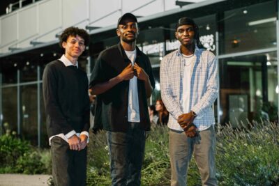 Agrandir l'image 2 sur 17, fenêtre modale