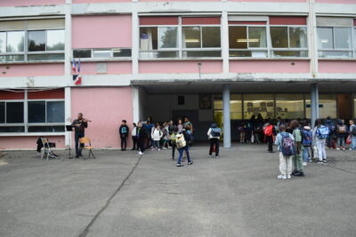 Agrandir l'image 2 sur 9, fenêtre modale