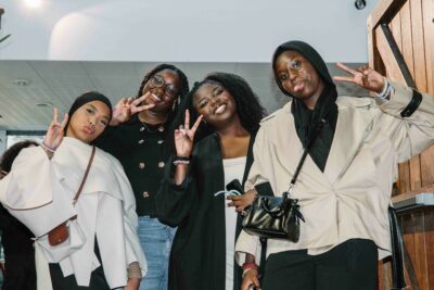 Agrandir l'image 2 sur 12, fenêtre modale